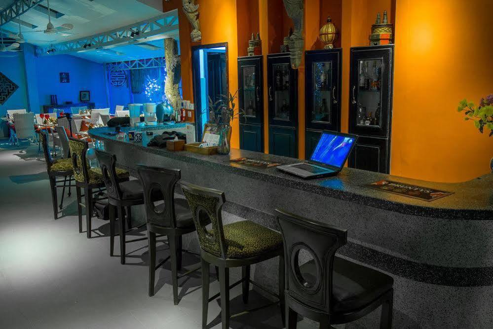 Mango Bellana Boutique Hotel Phnom Penh Exterior foto